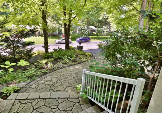 Maison à vendre - 816 Rue Hébert, Mont-Saint-Hilaire, J3H 1S9