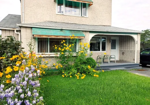 House for sale - 184 Rue Principale, Les Mechins, G0J 1T0