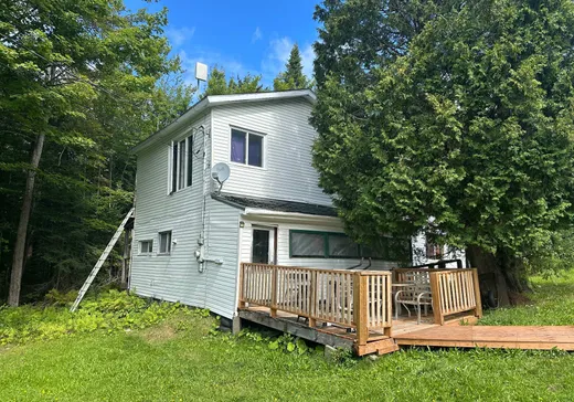 Maison à étages à vendre - 10230 Rue Labelle, Saint-Calixte, J0K1Z0