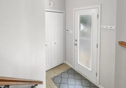 Maison à vendre - 7130 Rue Tourangeau, St-Hubert, J3Z 1G2