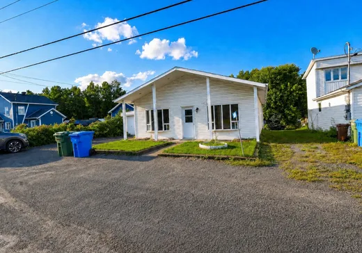 Maison à étages à vendre - 1524 Route de St-Philippe, Val-d'Or, J9P4N7
