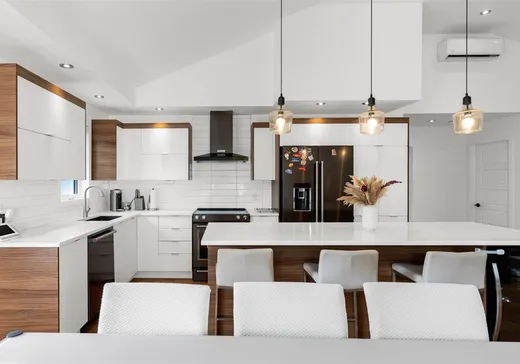 Maison à vendre - 1284 Rue Islemere, Laval (Sainte-Dorothee), H7Y 1M8