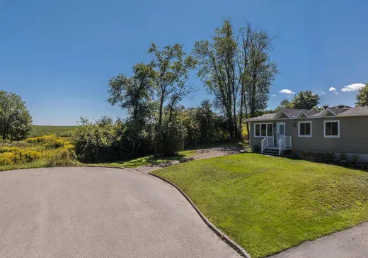 Maison à vendre - 74 Rue Montcalm, Sherbrooke, J1C 0N5