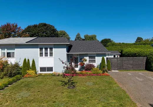 Maison à étages à vendre - 858 Rue des Rossignols, Victoriaville, G6T1G7