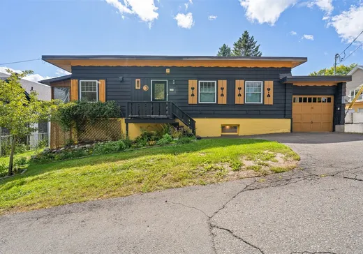 Bungalow à vendre - 29 Rue du Sommet, Sainte-Marguerite-du-Lac-Masson, J0T1L0