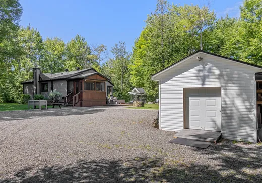 Maison à vendre - 17387 Boul. Valcartier, Loretteville, G2A 0A5
