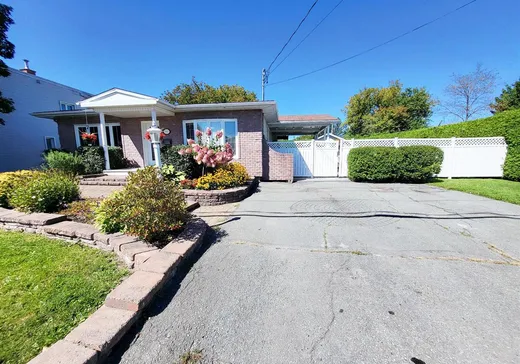 Bungalow à vendre - 997 Rue Deschaillons, Fleurimont, J1G1X6