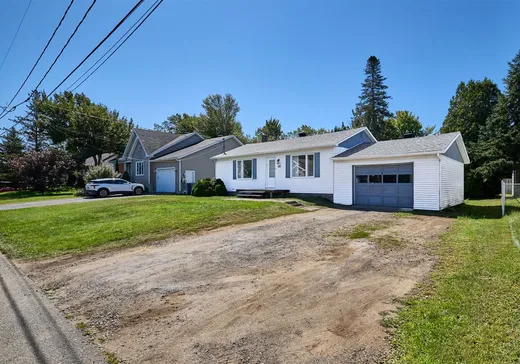 House for sale - 621 Rue Georges-Dufresne, Trois-Rivières, G9B 7C3