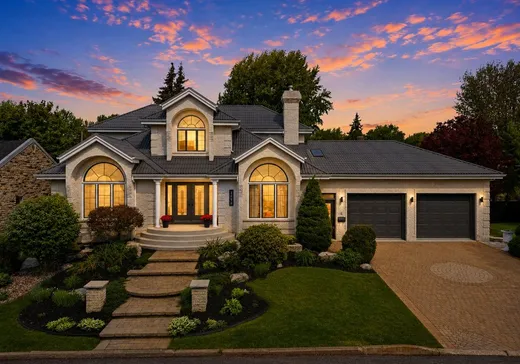 Un étage et demi à vendre - 1295 Rue Beauchemin, Drummondville, J2C6P5