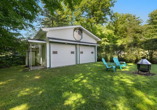 House for sale - 54 Av. de la Plage, Magog, J1X 5V3