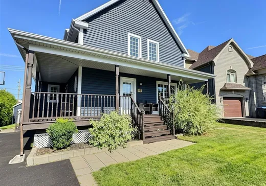 House for sale - 122 Rue de Touraine, Lévis, G6J 2A8