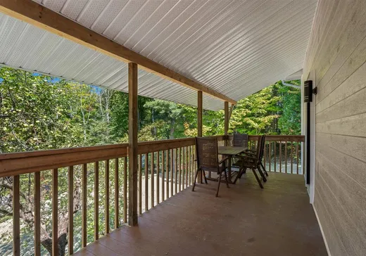 Maison à vendre - 988 Ch. d'Entrelacs, Sainte-Marguerite-du-Lac-Masson, J0T 1L0