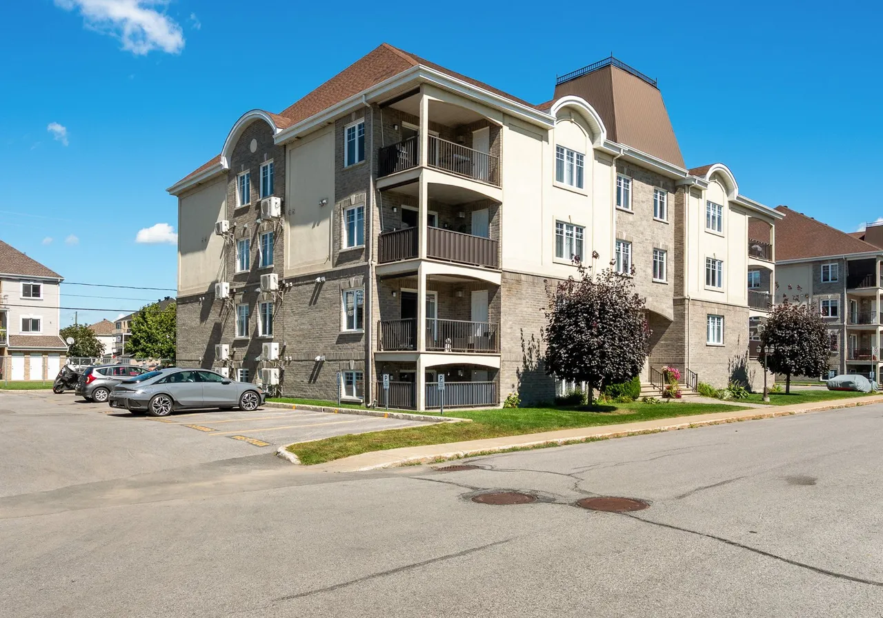 225 Rue Bohémier — photo 3
