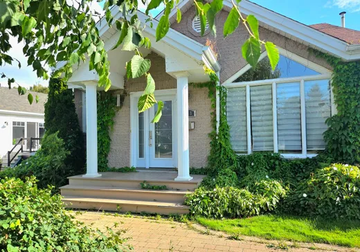 Maison à vendre - 368 Rue du Buisson, Matane, G4W 4J2