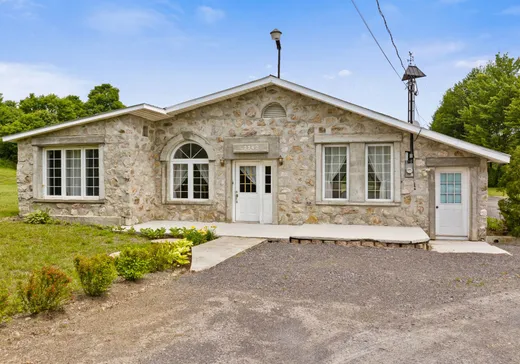 House for sale - 2742 Ch. du Lac, Saint-Norbert, J0K 3C0
