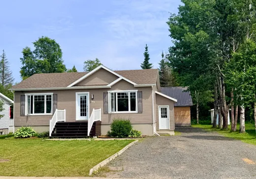 Maison à vendre - 402 Rue de l'Église, Sept-Îles, G0G 1H0
