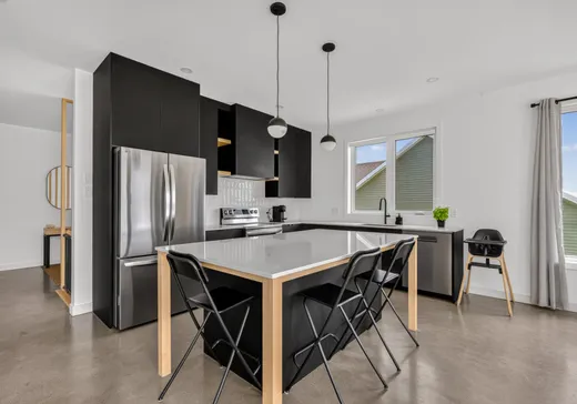 Maison à vendre - 184 Rue des Marguerites, St-Ferreol-les-Neiges, G0A 3R0