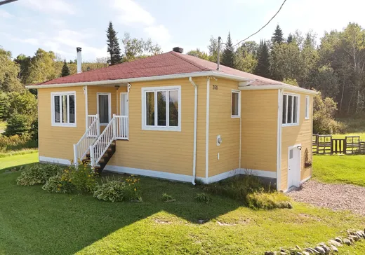 Bungalow à vendre - 761 Boul. 138, St-Tite-Des-Caps, G0A4J0