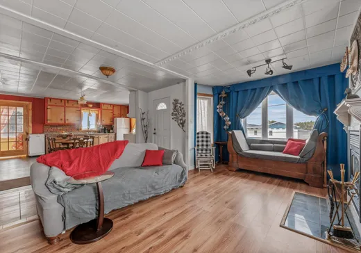 Maison à vendre - 761 Boul. 138, St-Tite-Des-Caps, G0A 4J0
