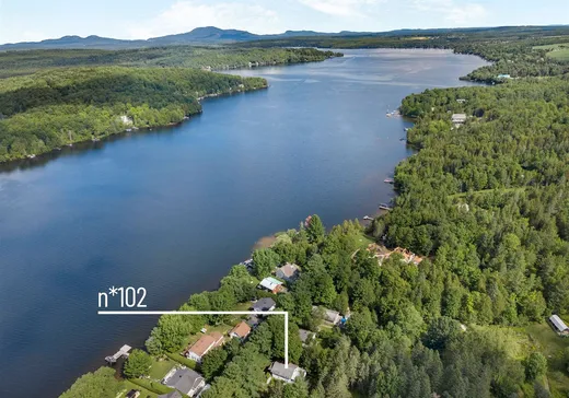 Bungalow à vendre - 102 Ch. du Domaine-Martin, Magog, J1X3W2
