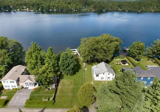 Maison à vendre - 102 Ch. du Domaine-Martin, Magog, J1X 3W2