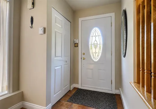 Maison à vendre - 837 Boul. Jacques-Cartier N., Sherbrooke, J1J 4C8