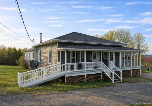 Maison à vendre - 500Z Route 108 O., Stornoway, G0Y 1N0
