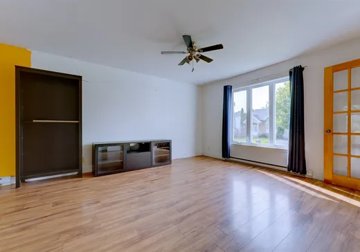 Maison à vendre - 1016 Rue De Léry, Saint-Jean-sur-Richelieu, J3B 8P2