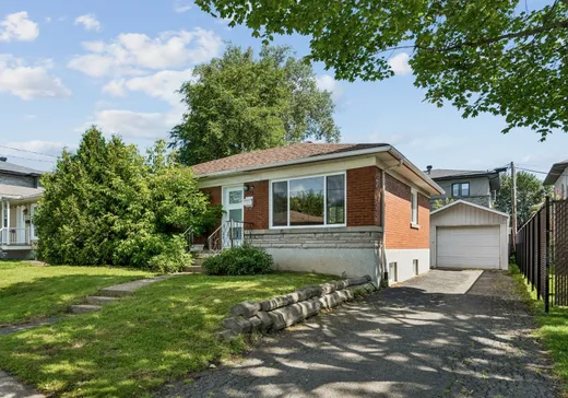 Maison à étages à vendre - 134 Rue Diane, Longueuil, J4J2B9