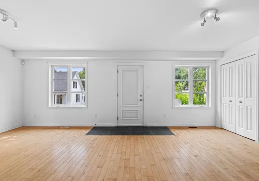 House for sale - 10 Rue St-Louis, Saint-Jérôme, J7Y 2L9