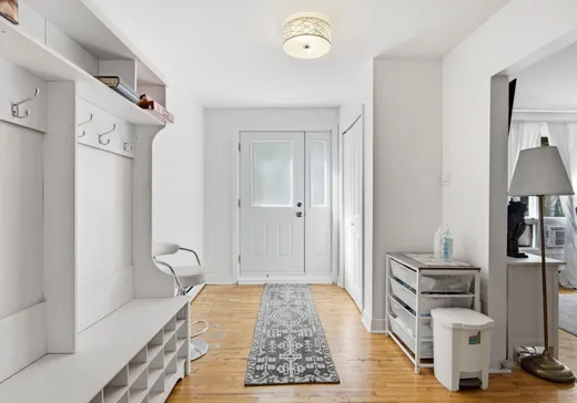 Maison à vendre - 10205 Boul. des Mille-Îles, Laval (Duvernay), H7A 4C2