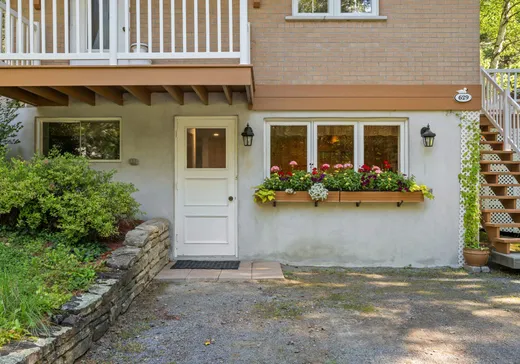 Maison à vendre - 629 Ch. de la Rivière, Saint-Sauveur, J0R 1K0