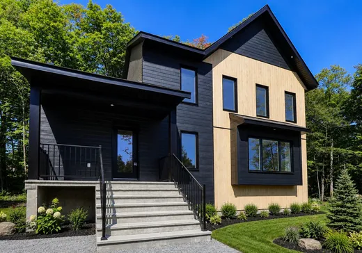 Maison à vendre - 400 Rue St-Denis, Sainte-Sophie, J5J 2K2