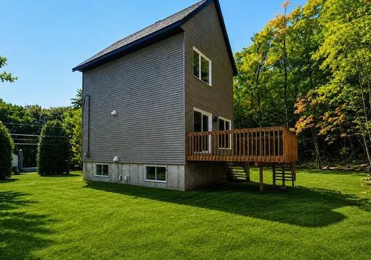 Maison à vendre - 400 Rue St-Denis, Sainte-Sophie, J5J 2K2