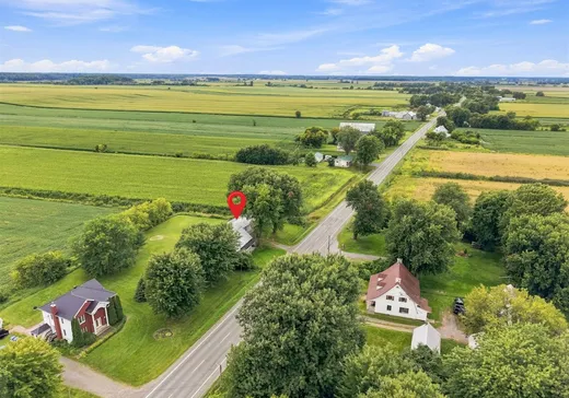 Maison à vendre - 184 Route Marie-Victorin, Baie-du-Febvre, J0G 1A0