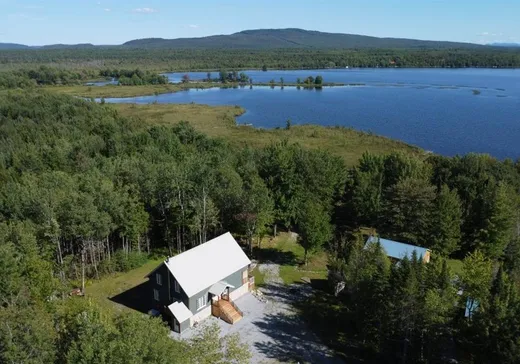 Un étage et demi à vendre - 110 Ch. Domon, Weedon, J0B3J0