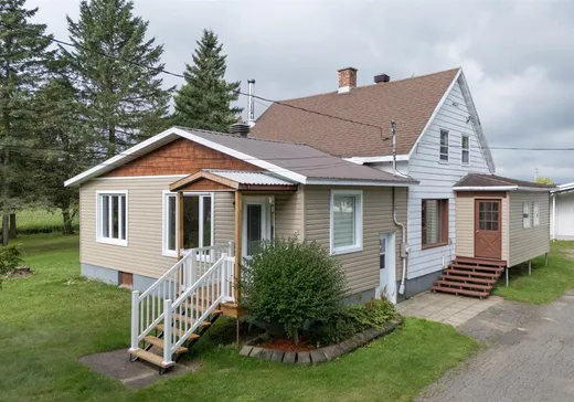 Maison à vendre - 2029 Rue Notre-Dame O., Victoriaville, G6T 2C6