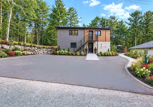 Two or more stories for sale - 467 Rue Breton, Saint-Lin-Laurentides, J5M1E8
