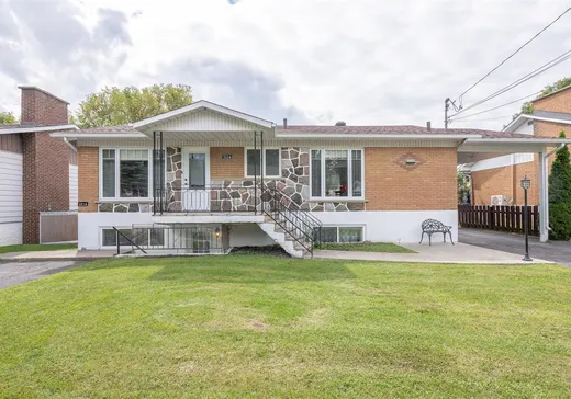 Bungalow for sale - 1124-1126 24e Avenue, Saint-Jérôme, J7Z3J2