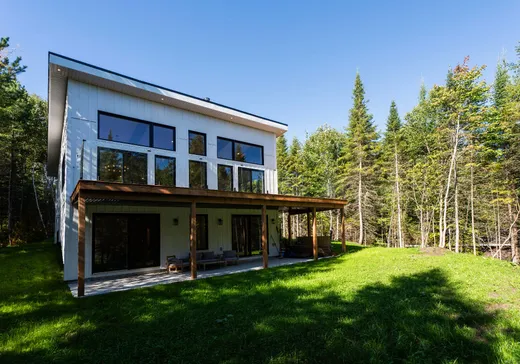 Maison à étages à vendre - 2024 Ch. du Lac-des-Trois-Frères, St-Adolphe d'Howard, J0T2B0