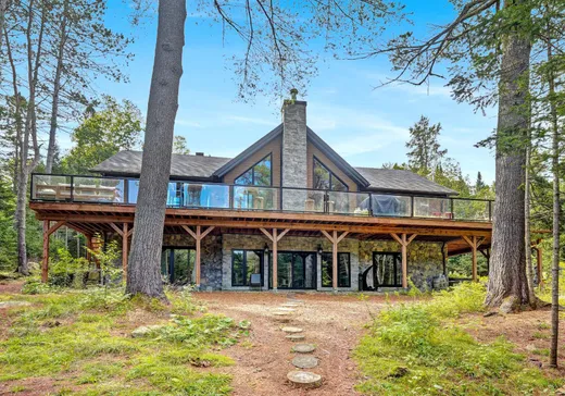 Two or more stories for sale - 1600 Ch. Gémont, St-Adolphe d'Howard, J0T2B0