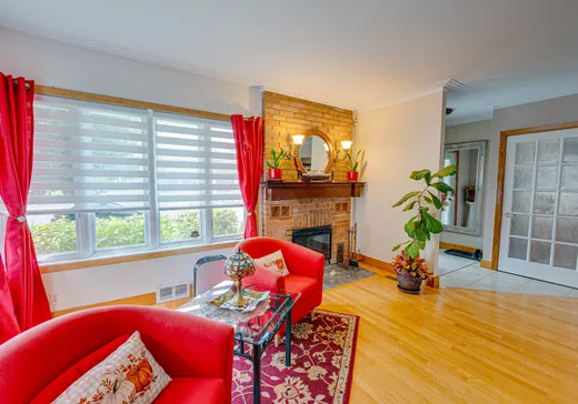 Maison à vendre - 122 Rue St-Charles, Salaberry-de-Valleyfield, J6S 4A1