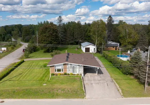 Maison à vendre - 410 Boul. Des Ruisseaux, Mont-Laurier, J9L 0S6