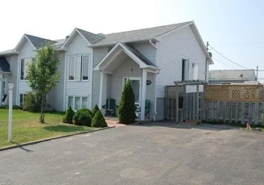 Maison à vendre - 10740 Rue Poirier, Terrebonne, J7M 1P4