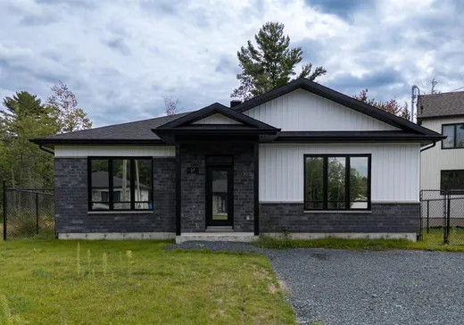 Maison à vendre - 27 Rue des Cèdres, Kingsey Falls, J0A 1B0