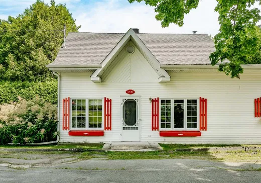 Maison à vendre - 146 Rue Therrien, St-Francois-Xavier-de-Brompton, J0B 2V0