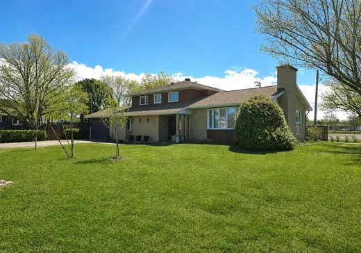 Maison à étages à vendre - 207 Rue Côté, Matane, G4W1P3