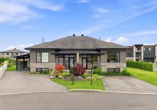 Maison à vendre - 1 Rue Gince, Waterloo, J0E 2N0