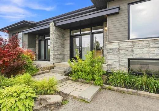 Maison à vendre - 1 Rue Gince, Waterloo, J0E 2N0