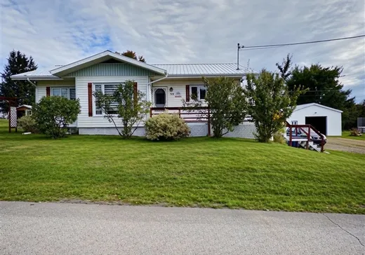 Bungalow à vendre - 55 Ch. du Moulin, Matane, G0J3G0